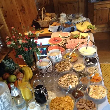 Garni Almhof Seefeld in Tirol