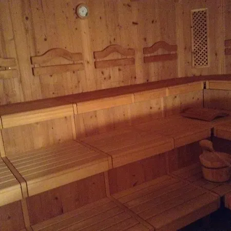 Garni Almhof Gæstehus *