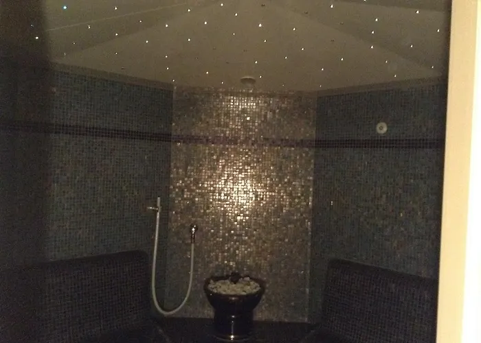 Guest house Garni Almhof 4*