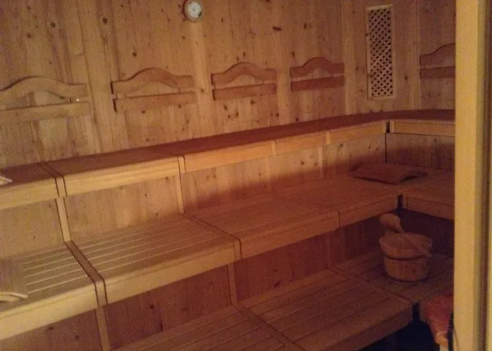 Garni Almhof Guest house 4*