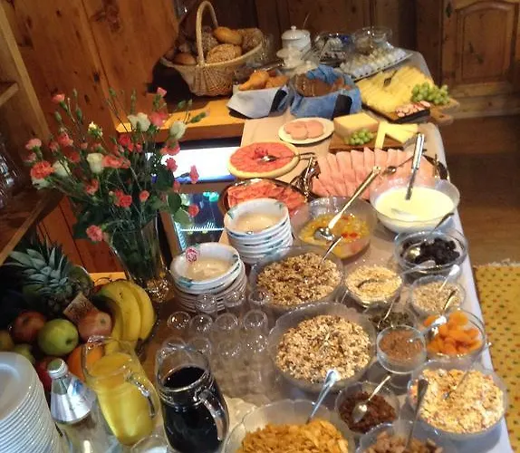 Garni Almhof Seefeld in Tirol