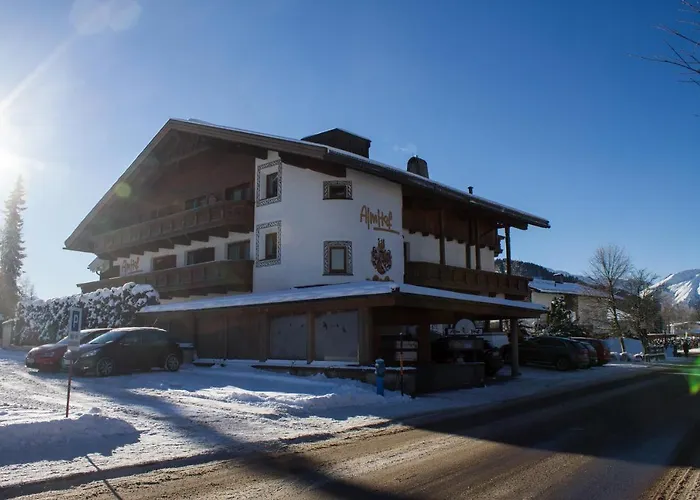 Garni Almhof Gæstehus 4*